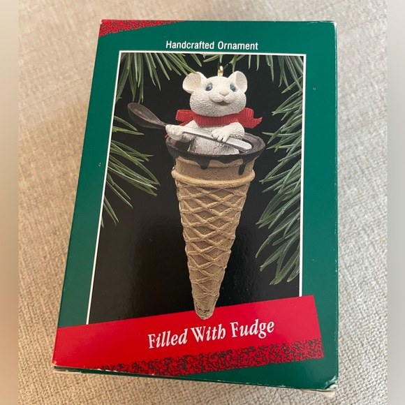1988 Filled with Fudge Hallmark Handcrafted Ornament - Picture 2 of 6